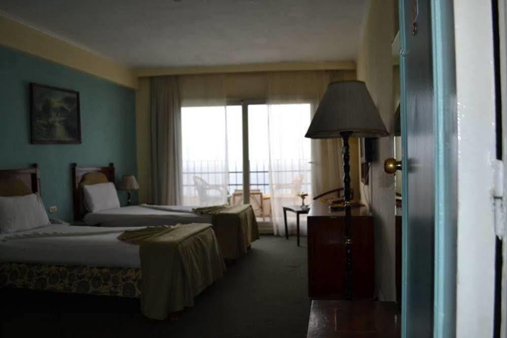 Kaoud Sporting Hotel 亚历山大港 外观 照片